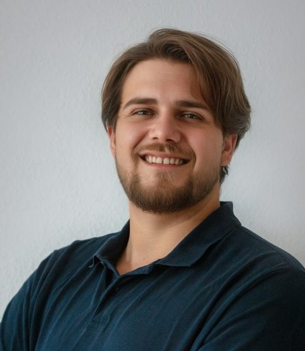 Mathias Lueg – AI Consultant & Trainer der CI confidential GmbH